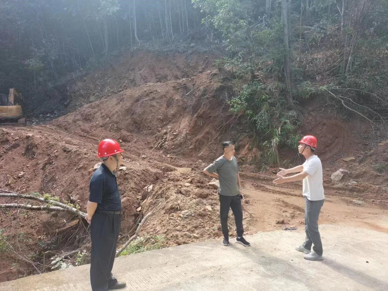  “百日鏖战” 齐心协力谱写产销新篇 ----福建PG电子·麻将胡了官方网站木材产销百日攻坚行动